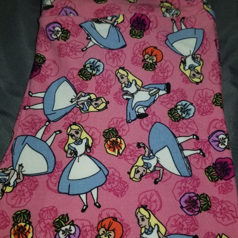 Lularoe OS Pink Alice In Wonderland Leggings